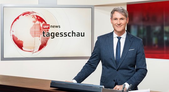 Franz Fischlin moderiert im Sommer seine letzte «Tagesschau» nach 20 Jahren. Danach will er sich mehr um die Familie kümmern...     (Bild © SRF)