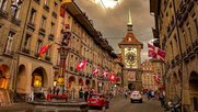 Das städtische Reklamereglement schränkt Werbung in der Berner Bilderbuch-Altstadt bereits heute stark ein... (Bild © bern.com)