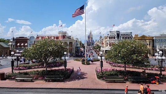 Livestream aus dem Freizeitpark Disney World in Orlando...          (Bild: Webcam Disney)