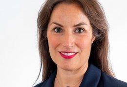 Diane Schott kehrt zurück ins Luxushotel...
