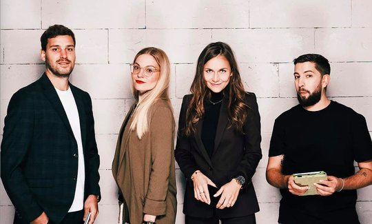 Sebastian Dudli, Alexandra Müller, Hera Zimmermann und Sandro Widrig (v.l.n.r.), ein Teil des Teams von Ting. (Bild: zVg.)