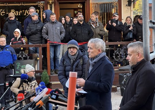 Bundesrat Beat Jans rang um Worte und sprach den Familien der Opfer sein Beileid aus... (Bild: © Klein Report)