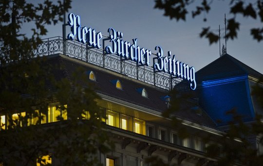 Eine kleine Zeitenwende: Auch die NZZ entlässt mehrere Mitarbeitende...(Bild: NZZ)