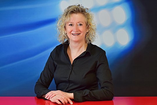 Barbara Schmideder leitet die Adannoncen AG mit Niederlassungen in Köniz und Affoltern am Albis...