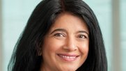 Produktchefin Smita Hashim wehrt sich gegenüber Kritik an den neuesten Nutzungsbedingungen von Zoom... (Bild: © linkedIn)