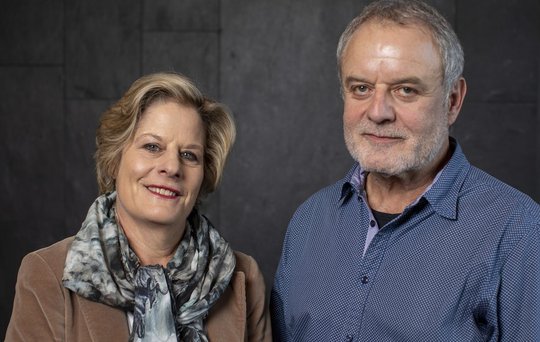 Ex Journalistin Esther Girsberger und Ausbildner Kurt Schöbi teilen sich den Job...