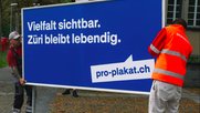Der Zusammenschluss von Organisationen, Verbänden und Unternehmen bringt das Plakat in Stellung gegen Werbeverbote... (Bild: zVg)