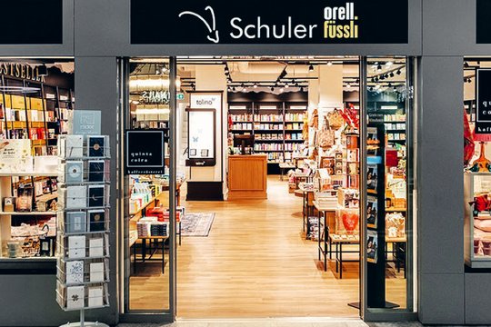 Neu auch in Chur: Sechs neue Filialen eröffnete Orell Füssli im 2024... (Bild: Screenshot Jahresbericht OF)