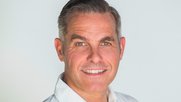 Christian Baertschi (Bild) widmet sich «einer neuen unternehmerischen Herausforderung», Markus Noder, CEO von Serviceplan International, wird VR-Präsident der Schweizer Gruppe.