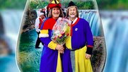 Veranstalter-Urgestein Albi Matter (l.) erholte sich vom Umzug vor dem Zürcher Conti mit den Zunftbrüdern...   (Bild: zVg Zunft zu Wiedikon)