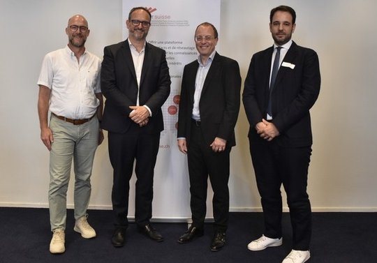 Der neue Geschäftsführer Rico Löhrer (l.), Präsident Alberto Stival, Tilman Renz und Matteo Cremaschi (r.), neues Mitglied des Zentralvorstandes von pr suisse... (Bild: pr suisse, Nik Eugster/zVg)