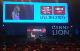 Die schöne Paltrow in Cannes ganz «en rose»