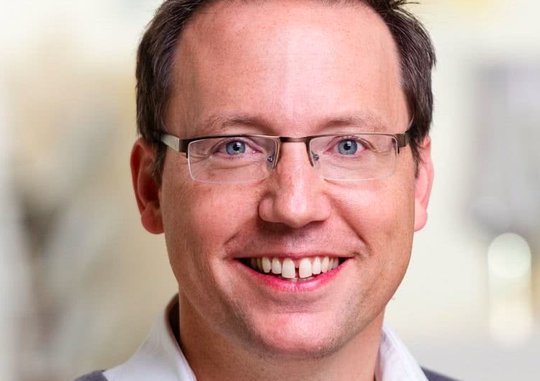 Nach fünf Jahren als Chef des NZZ-Feuilleton wechselt René Scheu zum Institut für Schweizer Wirtschaftspolitik. (Bild zVg)
