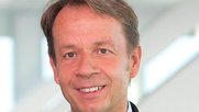 Marchand beantwortet Fragen der Gegner