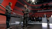 Moderator Mario Grossniklaus (r.) im freundschaftlichen Austausch mit Experte Victor W. Willi...        (Bild: Screenshot SRF)