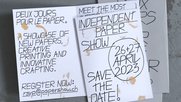 «Save the Date»-Karte von Thomas de Monaco. Goldspuren laden ein, auf Spurensuche in die Papierwelt einzutauchen, wo es einen grossen Schatz zu entdecken gibt…    (Bild: zVg)
