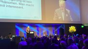 «Die internationalen Techgiganten sind die Spielverderber! Sie profitieren vom Erfolg schweizerischer journalistischer Arbeit. Zum Nulltarif!», wetterte Verleger-Präsident Andrea Masüger.