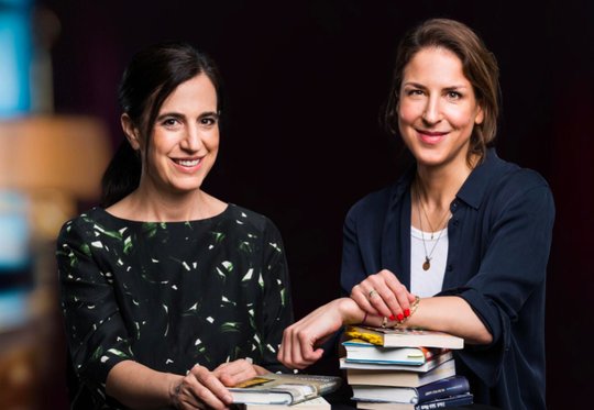 Jennifer Khakshouri und Laura de Weck ersetzen Nicola Steiner (Bild © SRF)