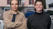 Übernehmen jetzt auch finanzielle Verantwortung: Elio Donauer mit Redaktorin Lara Blatter…    (Bild: zVg)