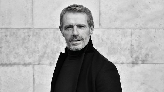 Der Jury-Präsident von Locarno spielte 2021 auch in der Amazon-Prime-Serie «Totems» mit und übernahm vor Kurzem die Hauptrolle in «Les choses simples» von Éric Besnard...      (Bild: zVg)