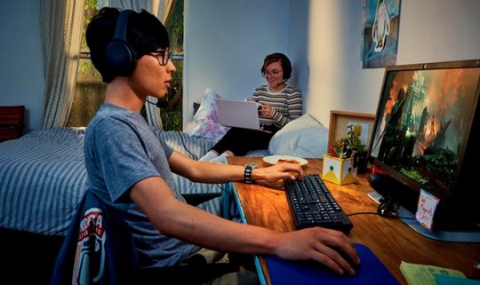 Über die cloudbasierte Gaming-Plattform auf allen Geräten spielen…