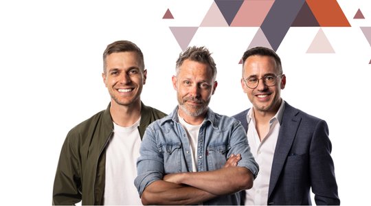 Michel Schelker, Simon Moser und Nik Eugster gründen Firma und wollen TV und Radio erobern...(Bild: zVg)