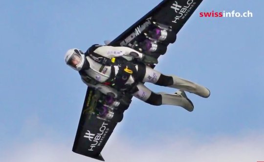 Youtube-Klickkönig: Die Story vom fliegenden Jetman «Rossy» wurde 3,8 Millionen Mal angelickt. (Bild Screenshot Youtube)