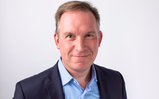  «Wir sind uns bewusst, dass wir eine herausforderungsreiche Reise vor uns haben. Doch für diese Reise sind wir top ausgerüstet», sagt Farner-Chef Roman Geiser...   (Bild zVg.)