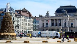 Sechseläuten auf Italienisch (Bild: wikipedia)