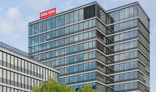 Die Reduktion der Abgabe würde zu einer «massiven Qualitätseinbusse» in der Schweizer Radio- und TV-Landschaft führen, prophezeit die Kommission... (Bild: © SRG)