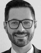 Portrait_Verkaufsleiter_Kleinreport_HkMT9H8
