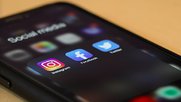 Schweizer Rechtshilfeersuchen werden von den USA oft nicht vollzogen, die Hate-Speech-Bekämpfung bleibt in den Händen von Facbook & Co... (Bild © Bakom)