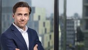 Joël Steiger arbeitet seit 1. November beim Hersteller von Sonnenschutzeinrichtungen...     (Bild zVg)