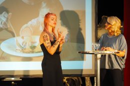 Staudacher serviert Grillen am Schwingfest