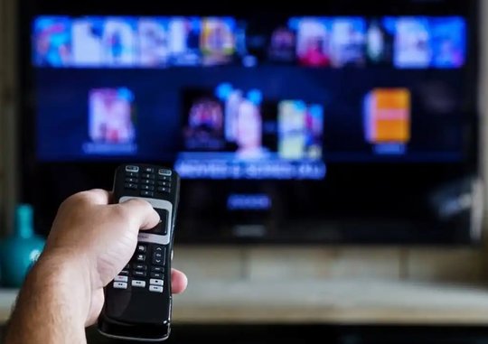 Mit einer verbindlichen Liste der Sender wollen die Bundesländer gesetzgeberisch für Medienvielfalt auf dem Schirm und im Netz sorgen…   (Bild: Imtest)