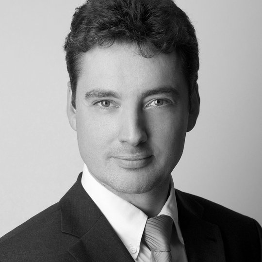 michael-burkhardt-und-natasja-sommer-leiten-unternehmens-und-marketingkommunikation-bei-sunrise_67634_1321340385