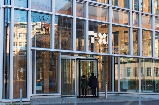 ’s Füfi u ’s Weggli: Die TX Group will ihre Aktionäre beglücken, nachdem der Bund den Medienkonzern mit Coron-Nothilfe unterstützt hat. (Bild © TX Group)