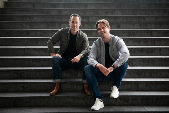 Robert Dorlin (Managing Director) und Alex Riggers (Head of Growth & Innovation) bilden den Kopf der neuen Einheit Rawr by Webrepublic…         (Bild: zVg)