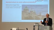 «Die Werbefreiheit ist nicht selbstverständlich!»: SVP-Mann Gregor Rutz leitet die parlamentarische Gruppe «Markt und Werbung». (Bild zVg)