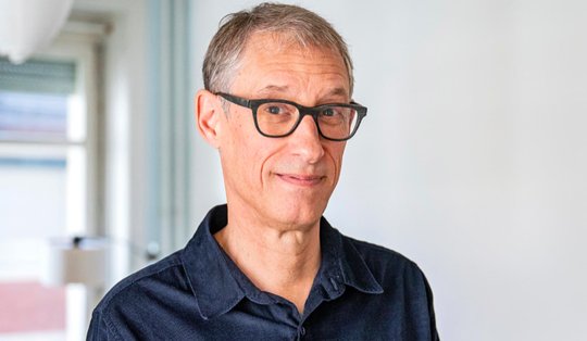 Der musikalische Entertainer ignoriert gerne Genregrenzen... (Bild: zVg / © Christian Knecht)