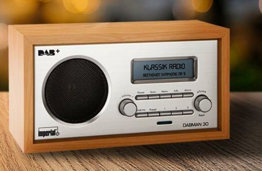 Alarmistische Töne: «Innerhalb kürzester Zeit würden 130 DAB-Only-Radiostationen verschwinden», prophezeit die Fernmeldekommission.