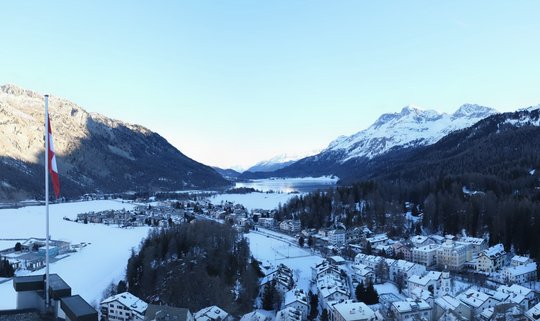 DiegesamteRedaktiondesKleinReportswunschtallenLeserinnenundLeserneinengutenStartins2026