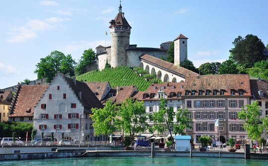 Schaffhausen ist nicht allein: Nach Informationen des Klein Reports gibt es derzeit in nicht weniger als zwölf Kantonen Bemühungen, ein Medienpaket zu schnüren. (Bild Wikipedia)