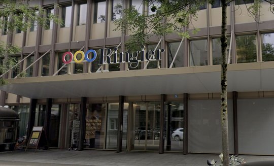 «Das dominierende Ereignis des Jahres war der erfolgreiche Börsengang der SMG im September 2025, an der Ringier weiterhin mit rund 20 Prozent beteiligt ist»...    (Bild: Klein Report)
