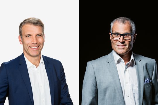 Ohne Live-Spiele gibt es auch nichts mehr zu kommentieren bei den Fussball-Experten Peter Knäbel (l.) und Andy Egli...    (Bild: SRF)