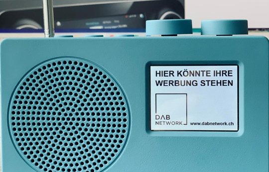 «Mit dem Ausbau auf die DAB-Home-Radios erreichen wir die Leute nun auch Zuhause»... (Bild DAB © Network)