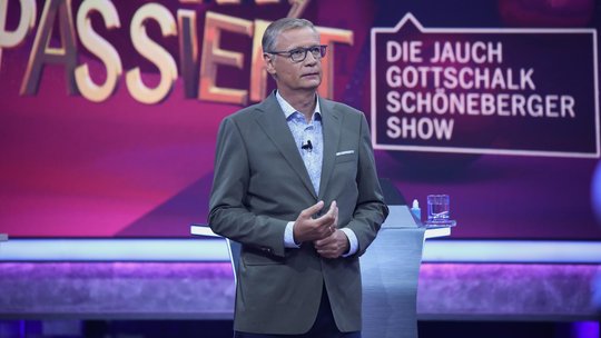 Günther Jauch muss am Samstag in der Live-Show auf RTL passen wegen Corona. Er ist aber das Aushängeschild für eine Impfkampagne...            (Bild: RTL)