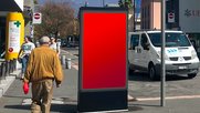 Per Touchscreen können Touristen Infos über die Stadt finden. (Bild zVg)