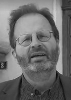 Chefredaktor-Philippe_Bach-LeCourrier-Klein-Report