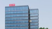 Die Unterschriften der SRG-Initiative werden am Donnerstag der Bundeskanzlei überreicht. (Bild © SRF)